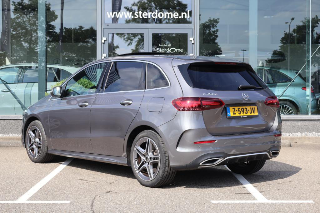 Mercedes-Benz B-Klasse 250 e amg line l panoramadak l 360 camera i head-up 