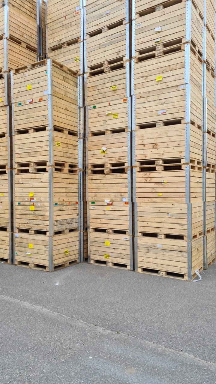 VOORRAADBAKKEN,KUUBSKISTEN.FRUITBAKKEN,BOOMPALEN
