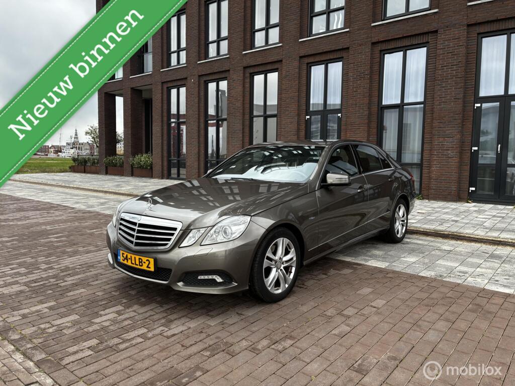 Mercedes-Benz E-Klasse 250 CGI Avantgarde Navi km305.599 Nap BJ2010
