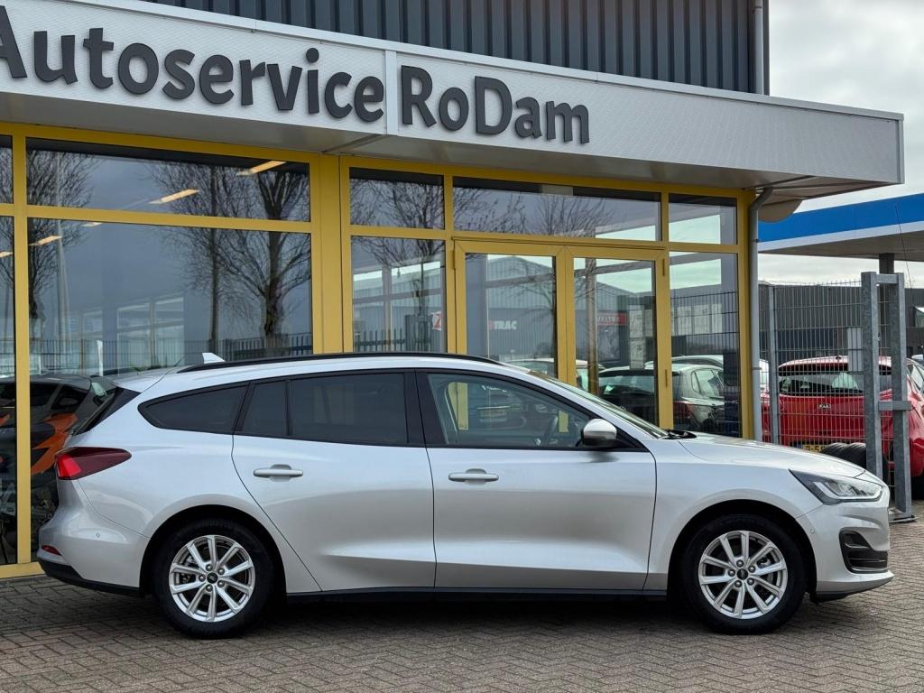 Ford Focus wagon 1.0 eb connected