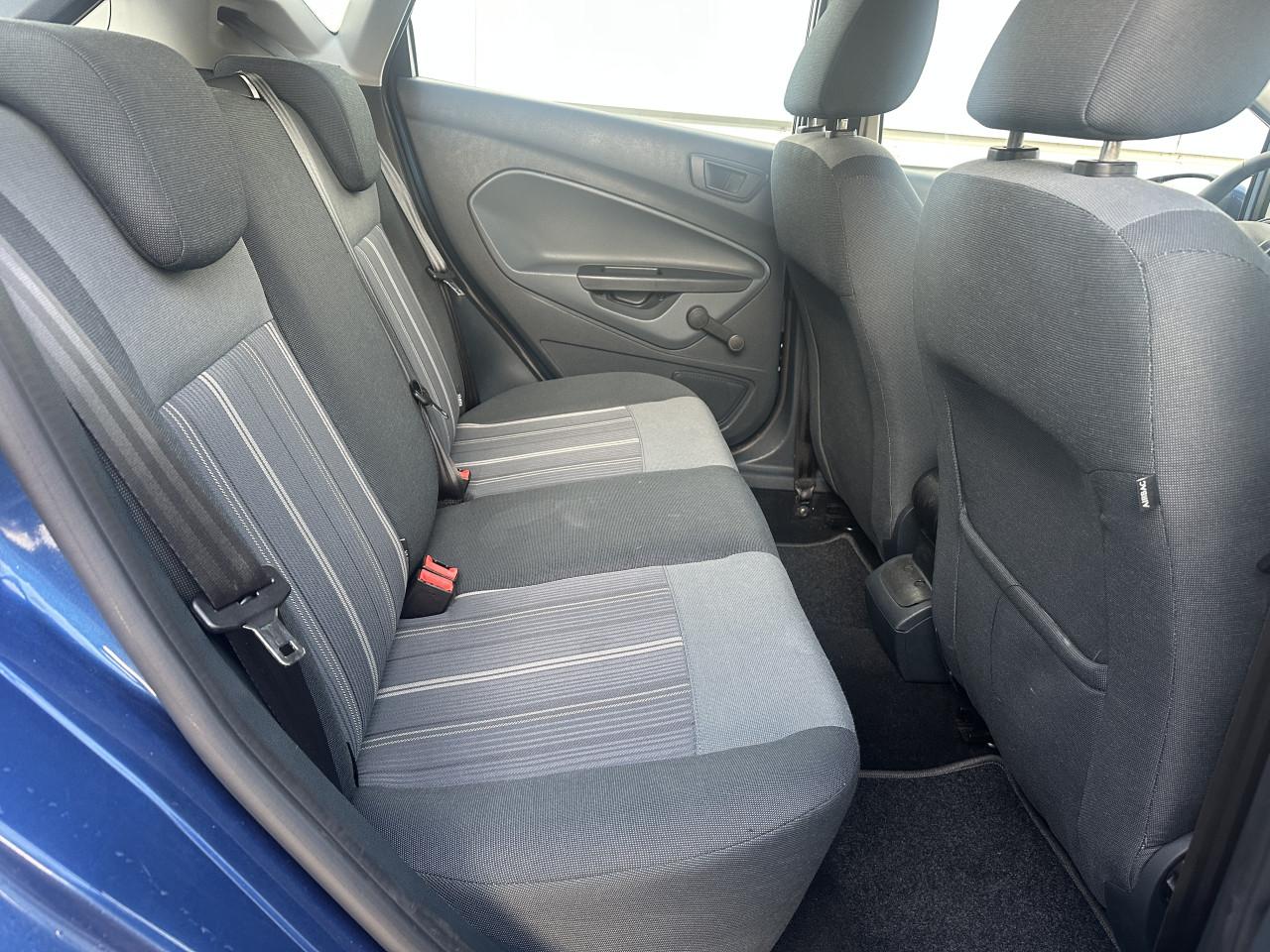 Ford Fiesta, 1.4 Trend - AUTOMAAT / Airco / d-riem gedaan in 11-2025