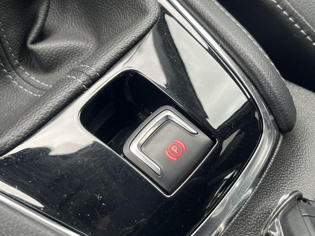 Opel Grandland 1.2 turbo business elegance | climate control | cruise contr