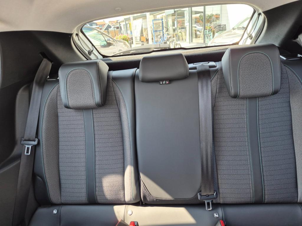 Peugeot 208 1.2 puretech blue lease allure 3d teller