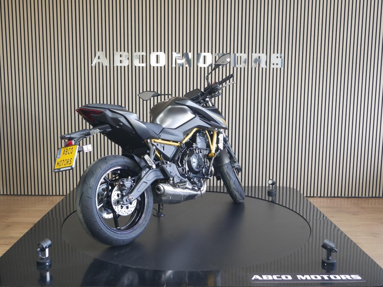 KAWASAKI Z650 S