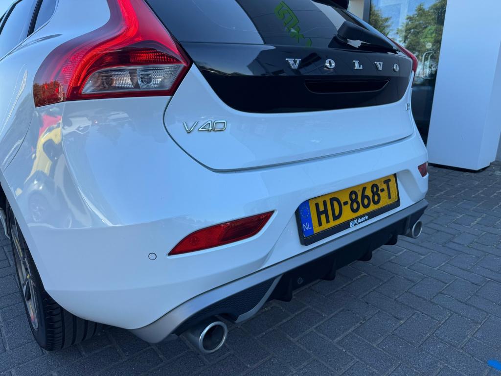 Volvo V40 2.0 d2 r-design business * nap * 100% onderhouden * 2e eigenaar