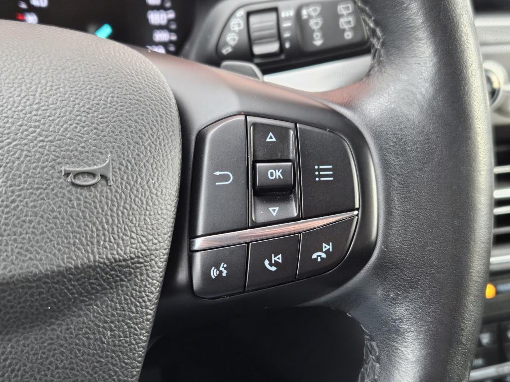 Ford Focus wagon 1.0 ecoboost titanium business | acc | pdc