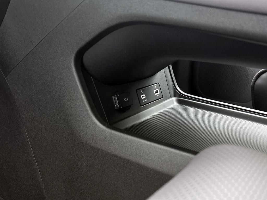 Leapmotor C10 reev design 28.4 kwh | **uit voorraad leverbaar** | wltp 974 