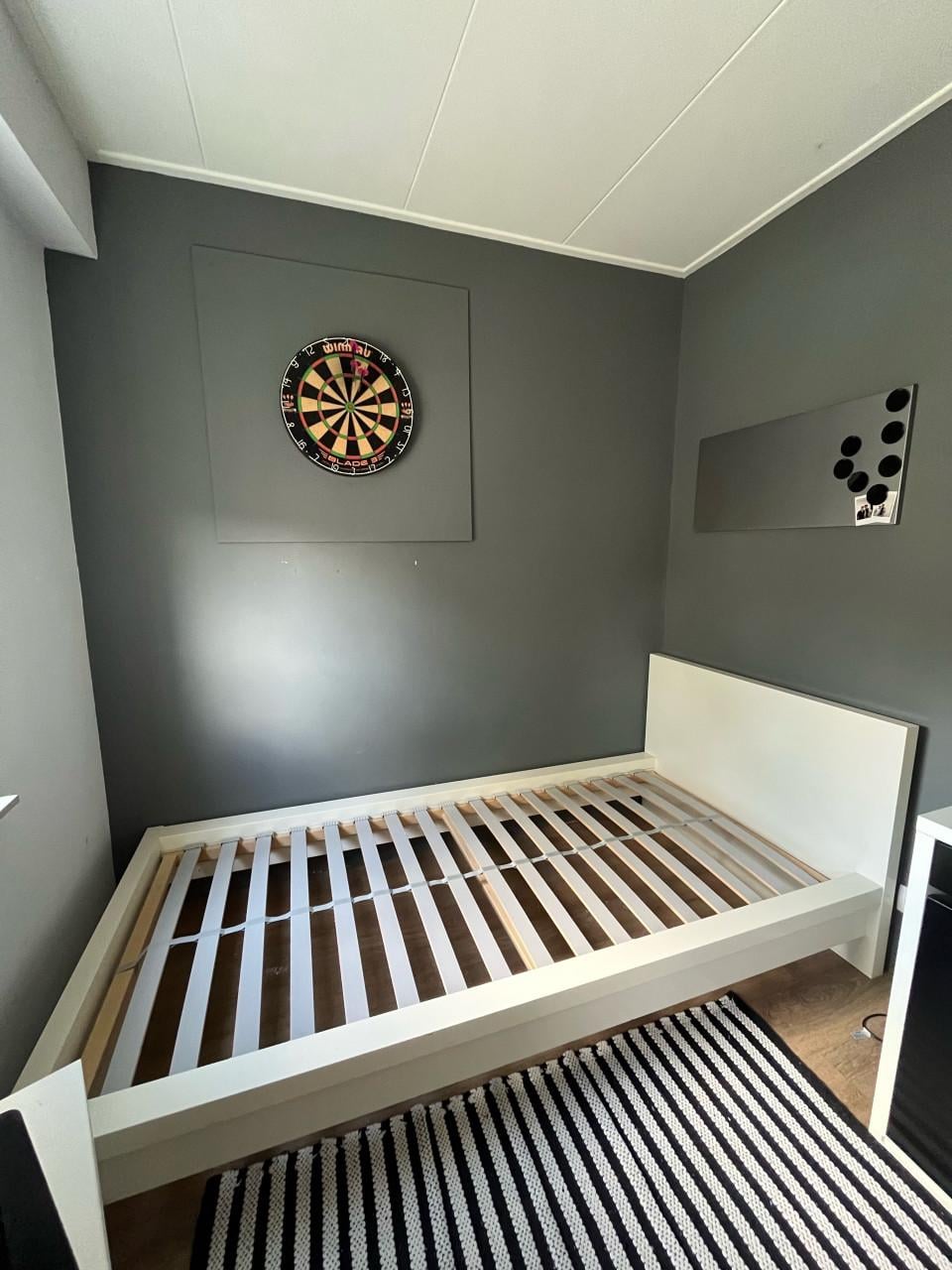 Eenpersoons bed Malm met lattenbodem