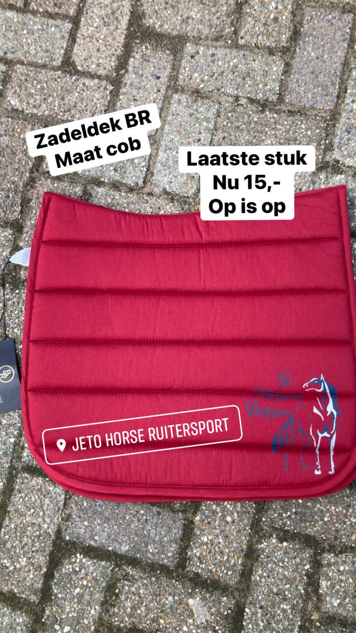 Uitverkoop ruitersport artikelen