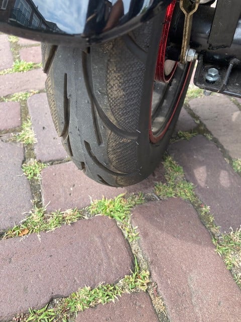 GEEN RIJBEWIJS ? NIET NODIG MET DEZE STOERE IVA T3 2.0 SCOOTER !