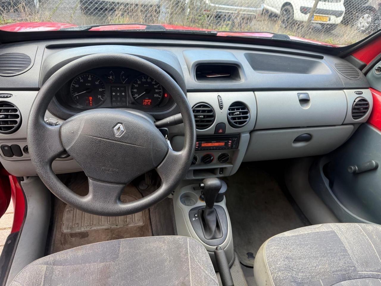 Renault Kangoo 1.6-16V Automaat Benzine