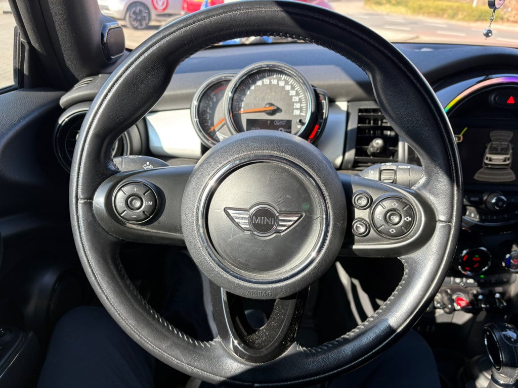 Mini Cooper Cabrio mini 1.5 chili business