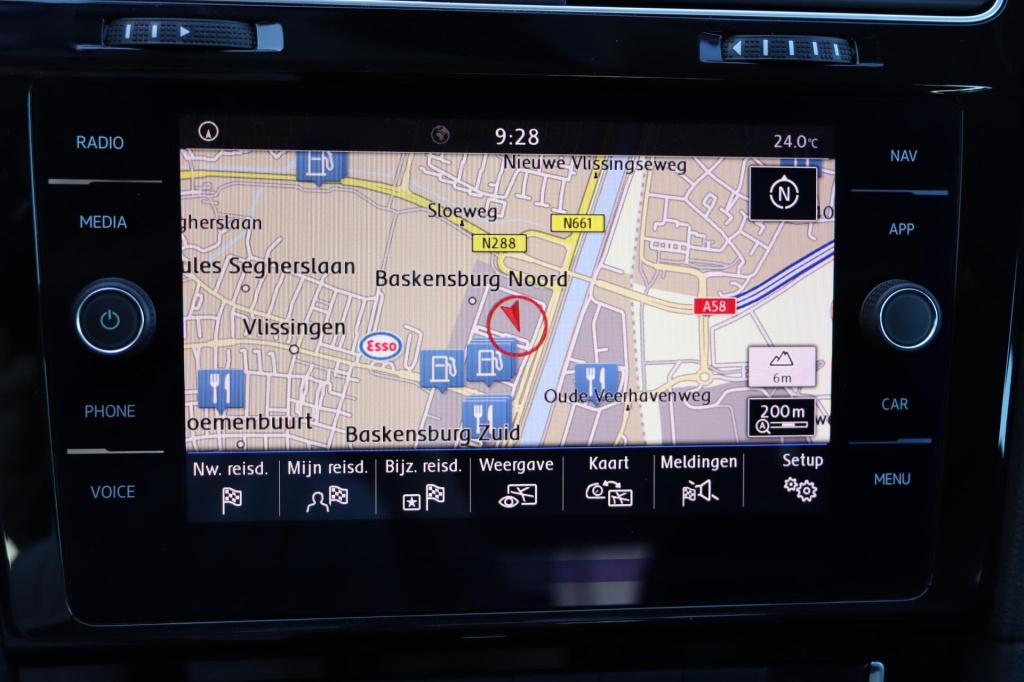 Volkswagen Golf 1.5 tsi highline 130pk dsg7