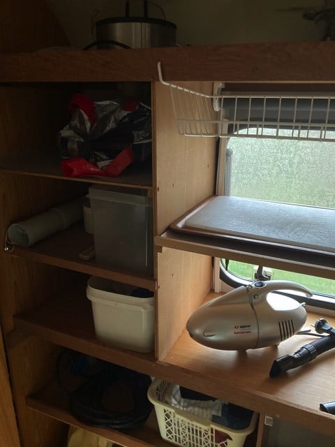 Eiba triton caravan