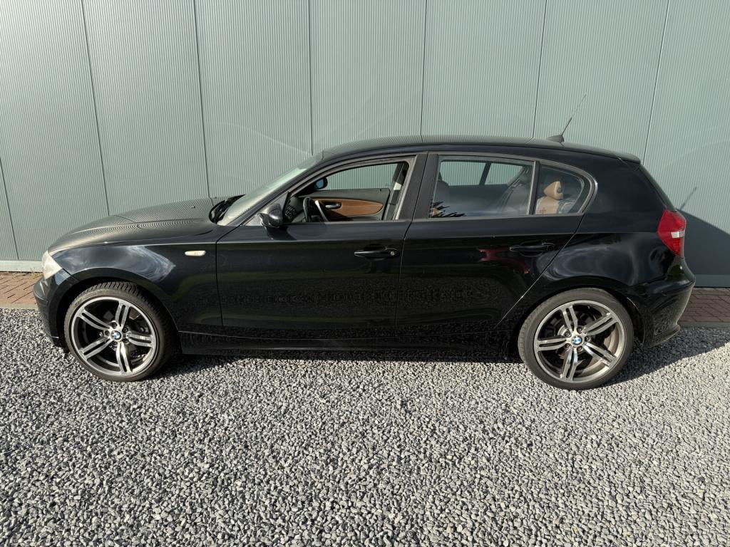 BMW 1 Serie 118i high executive 5-drs