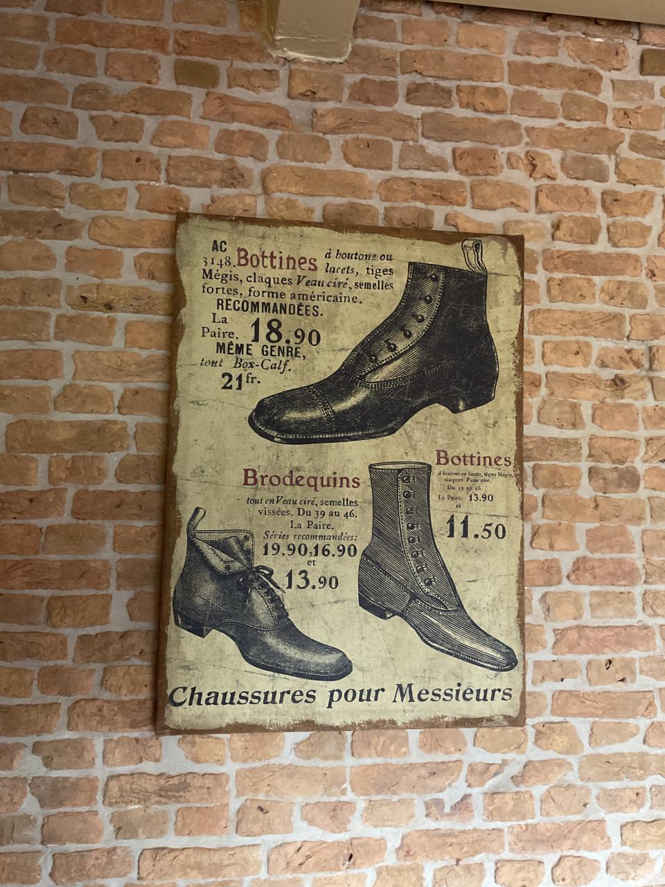 Schoenen reclamebord ( Frankrijk )