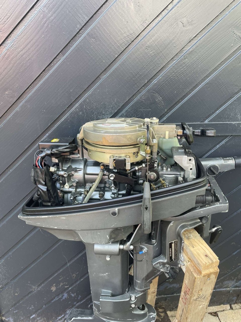 Suzuki 8pk autolube buitenboordmotor