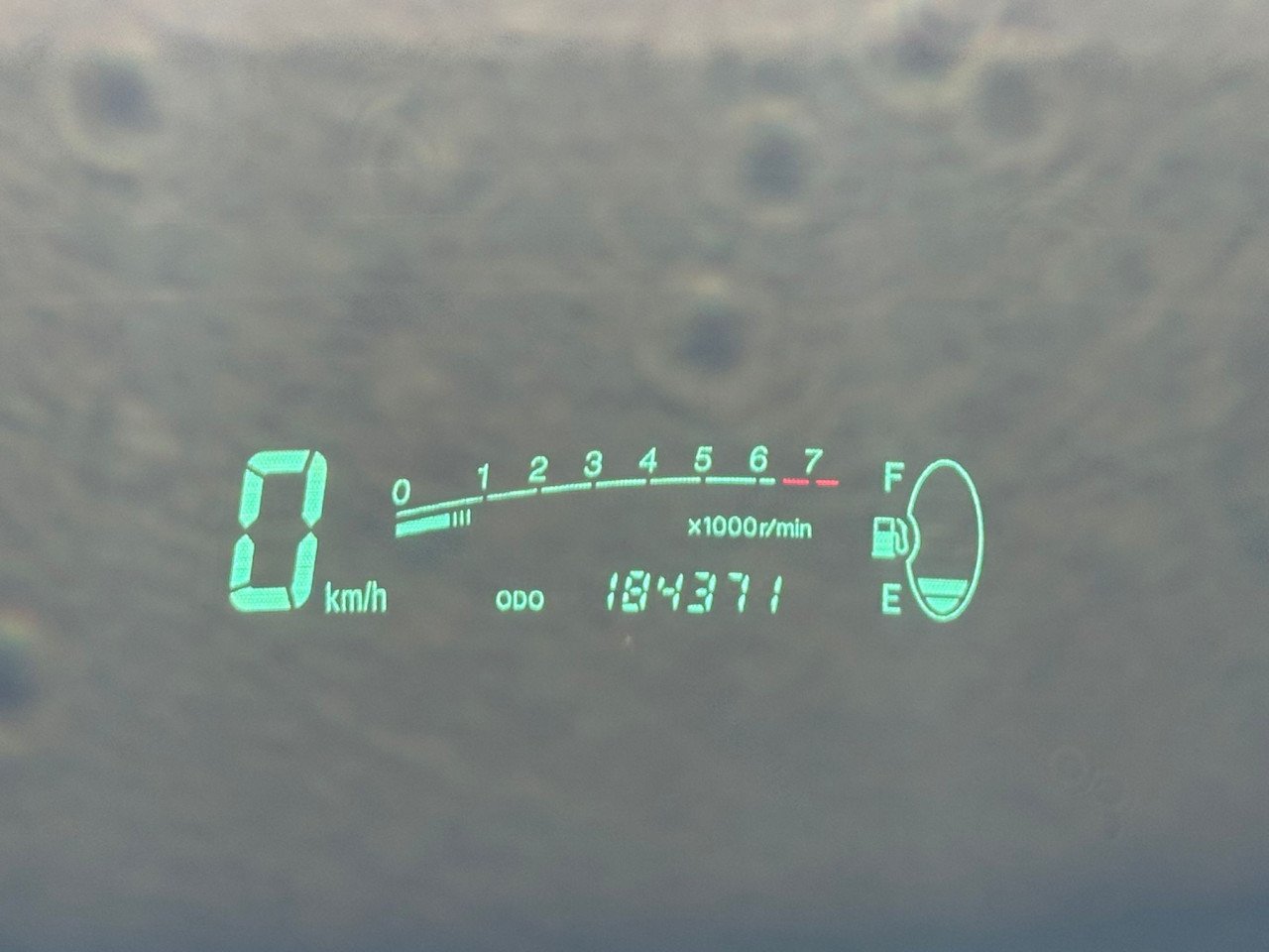Toyota yaris bj 2002  1450 euro