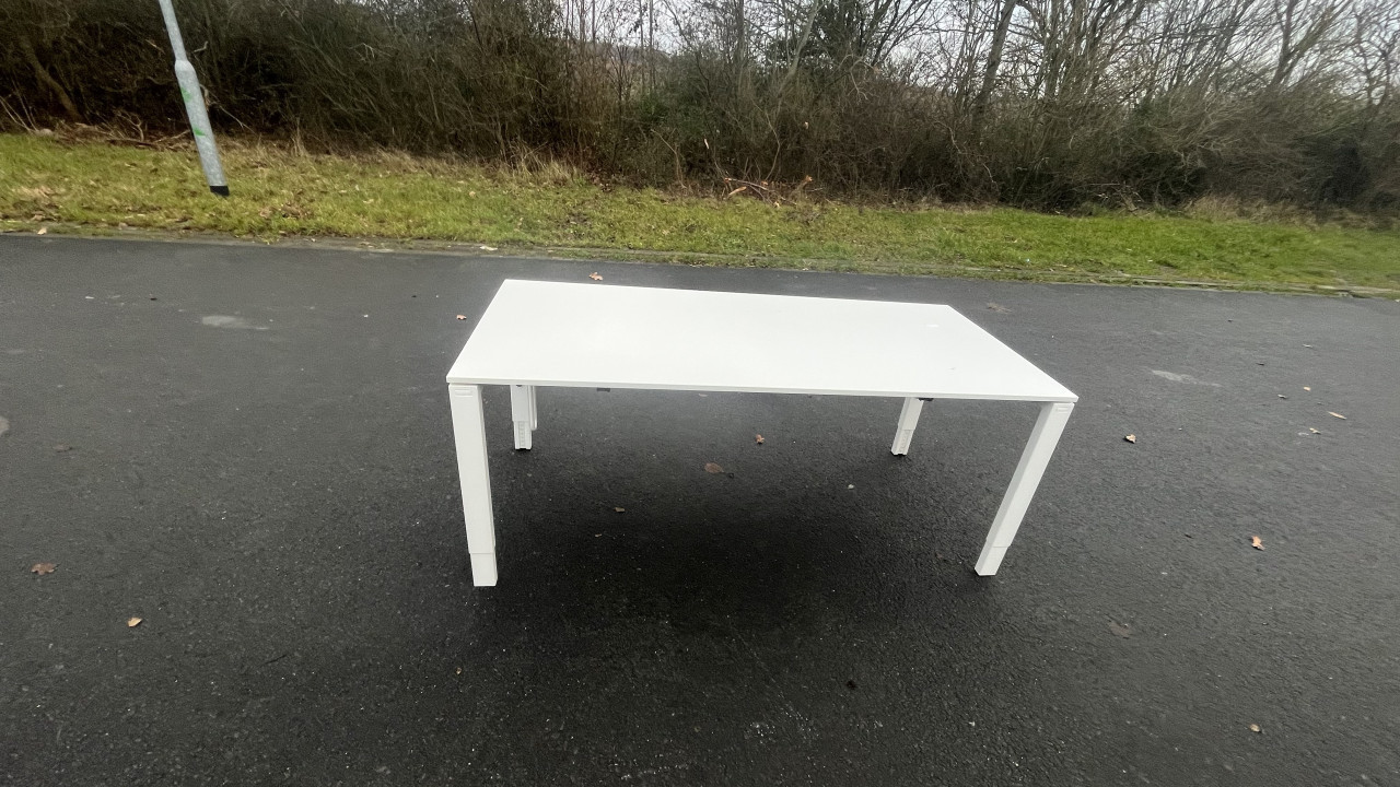 Gipsen vergadertafel