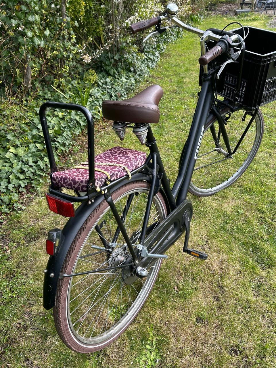 Spirit dames transportfiets met zitje in zeer goede staat