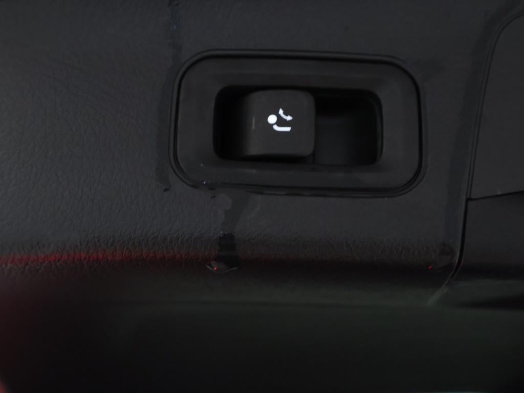 Mercedes-Benz Gla-klasse 250e business solution luxury line apple carplay |