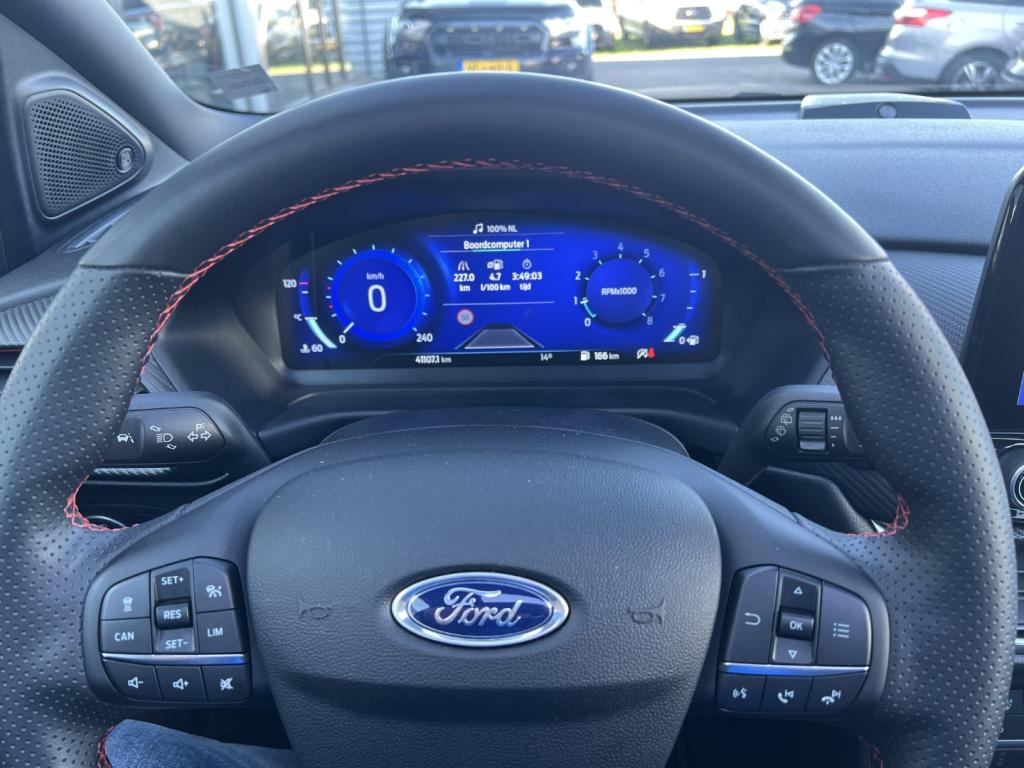 Ford Puma 1.0i ecoboost hybrid 125pk st-line x ,panodak , 19 inch , voorrui