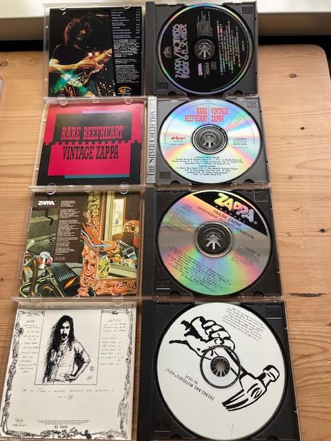 ZAPPA : CD's, DVD en boeken/naslagwerken over de artiest en zijn muziek.