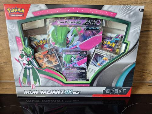 Pokemon Box - Irol Valiant ex