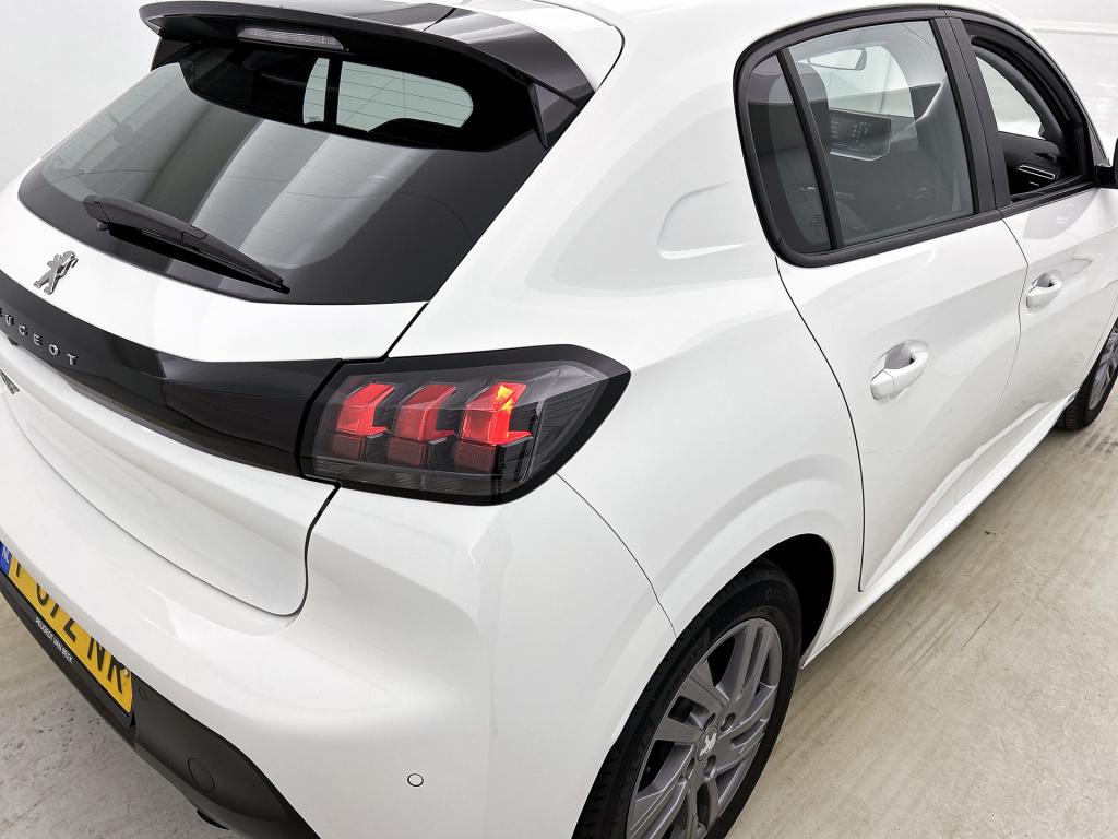 Peugeot 208 82 pk active pack | rijklaar | apple carplay | lichtmetalen vel
