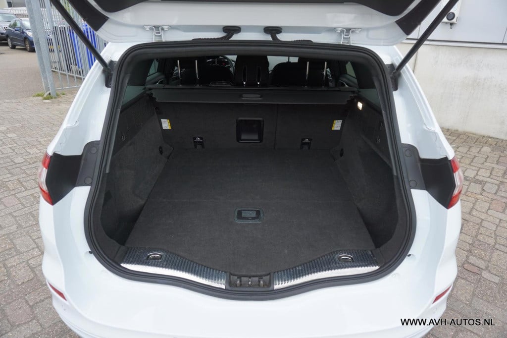 Ford Mondeo wagon 1.5 st line