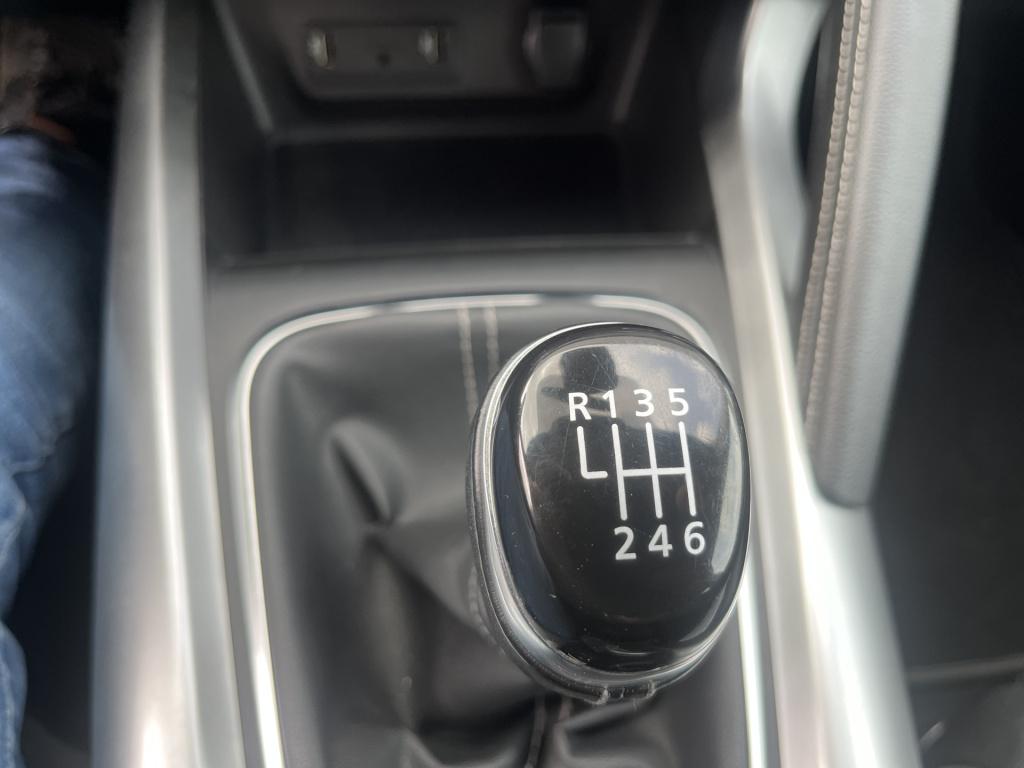 Renault Kadjar 1.2 tce bose navi carplay stoelverw