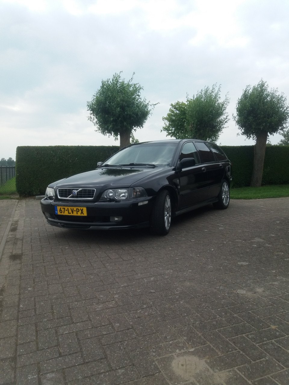 Volvo V40 2.0
