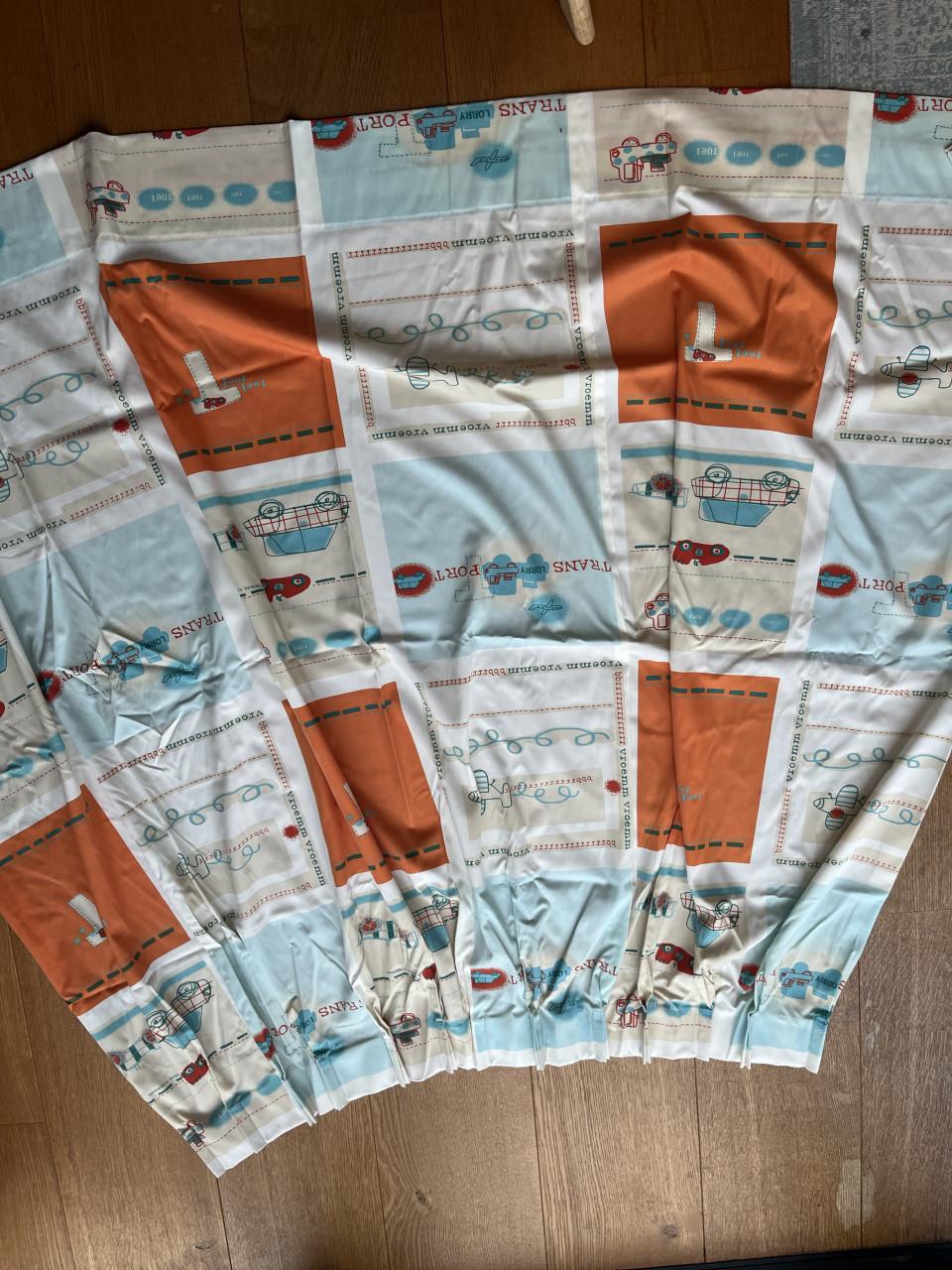 Twee gordijnen, 140/100 cm, kinderkamer