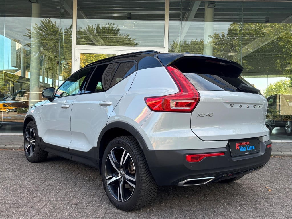 Volvo XC40 1.5 t5 recharge r-design|bliss|panoramadak|memorystoelen|stuur-s