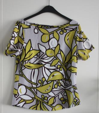Shirt grijs witgeel bloemen print maat L