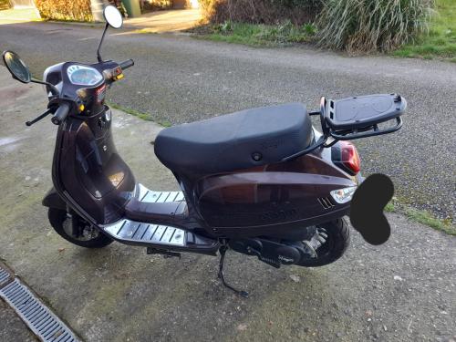Scooter rijklaar met maar 98.6 km