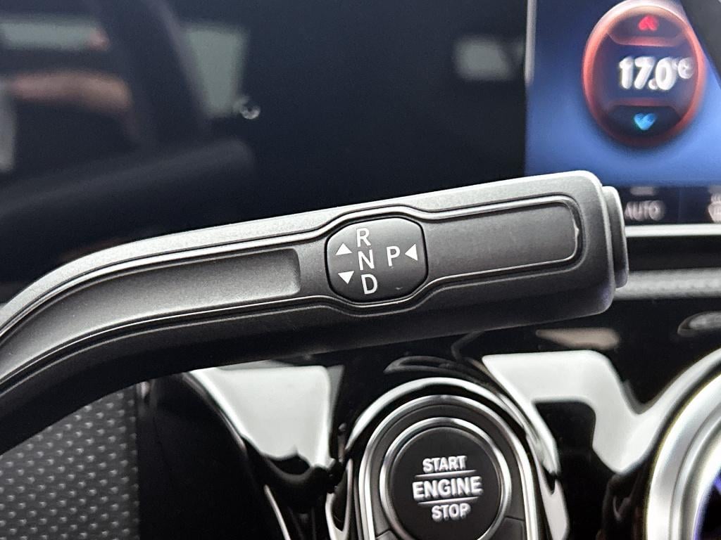 Mercedes-Benz A-Klasse 250 e plug in hybride | amg line | stoelverwarming |