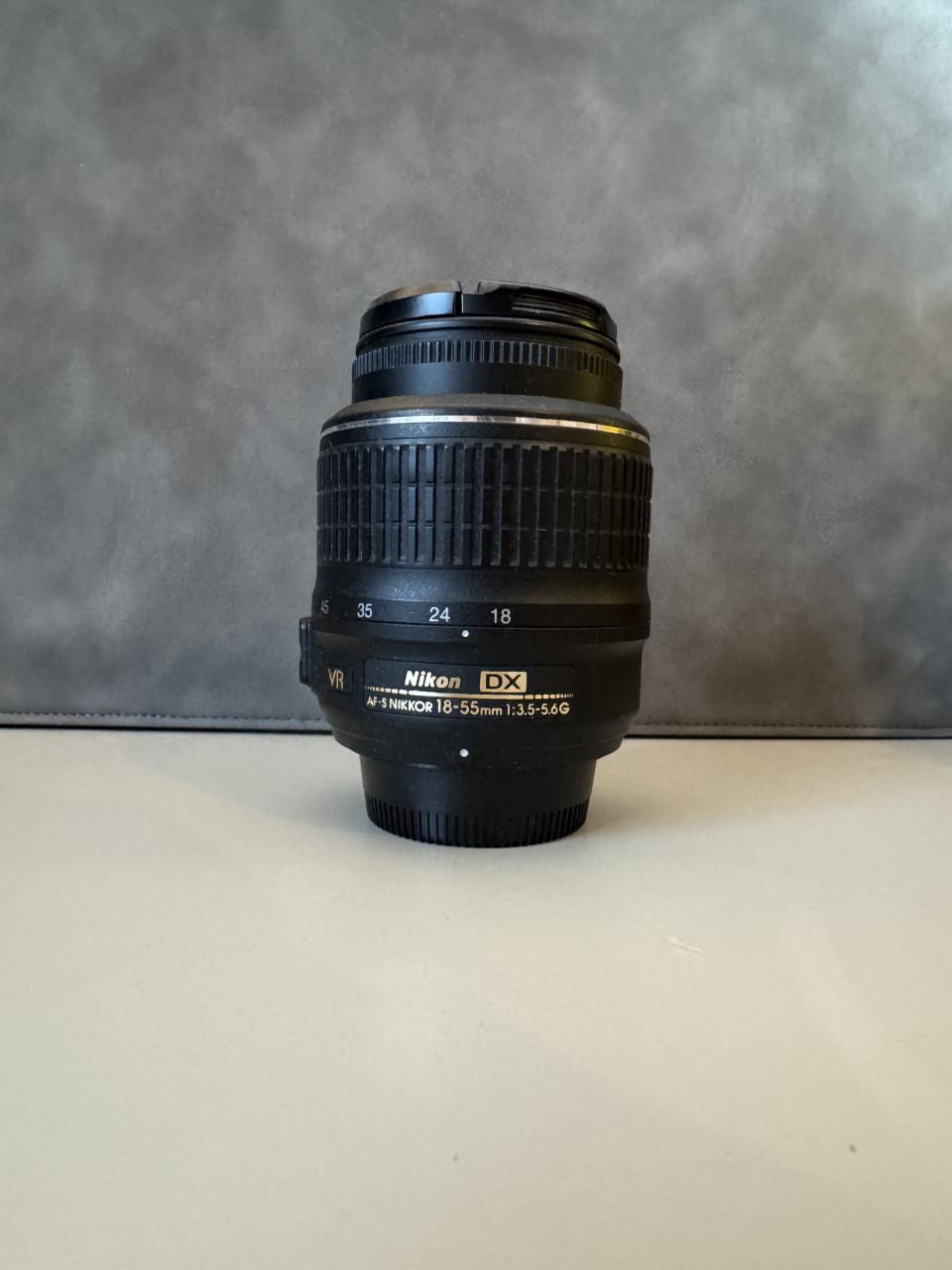 Nikon D5300 + 3 lenzen (10–24, 18–55 VR, 35mm f/1.8) - Complete set!