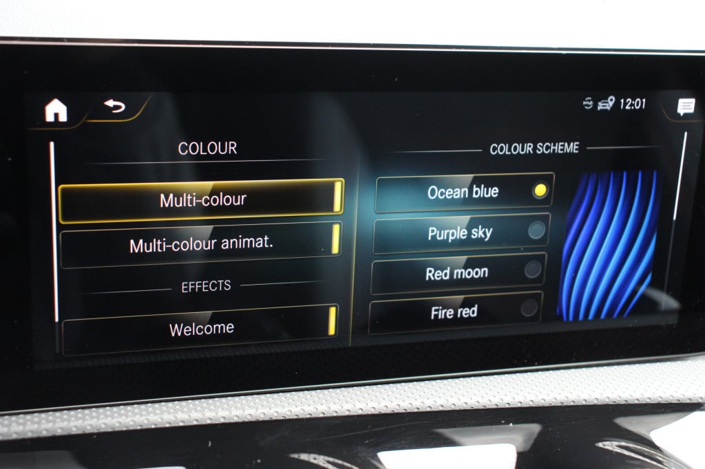 Mercedes-Benz Cla 220 4matic premium plus amg | pano | memory | acc | camer