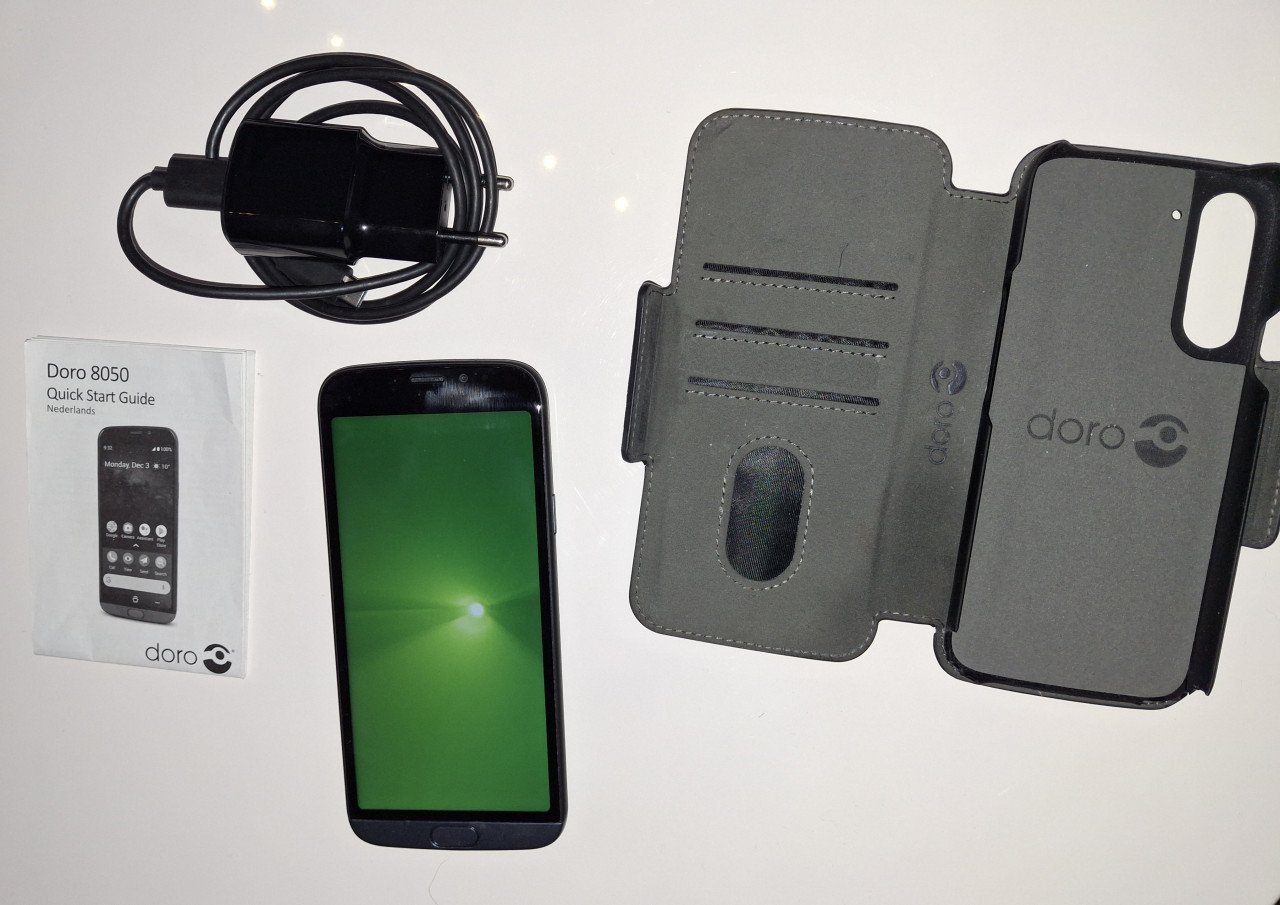 Doro 8050 met alarm knop
