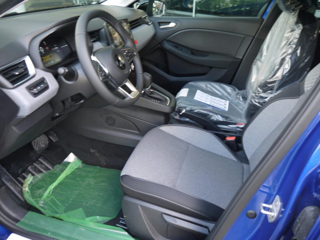Mitsubishi Colt 1.6 hev intense