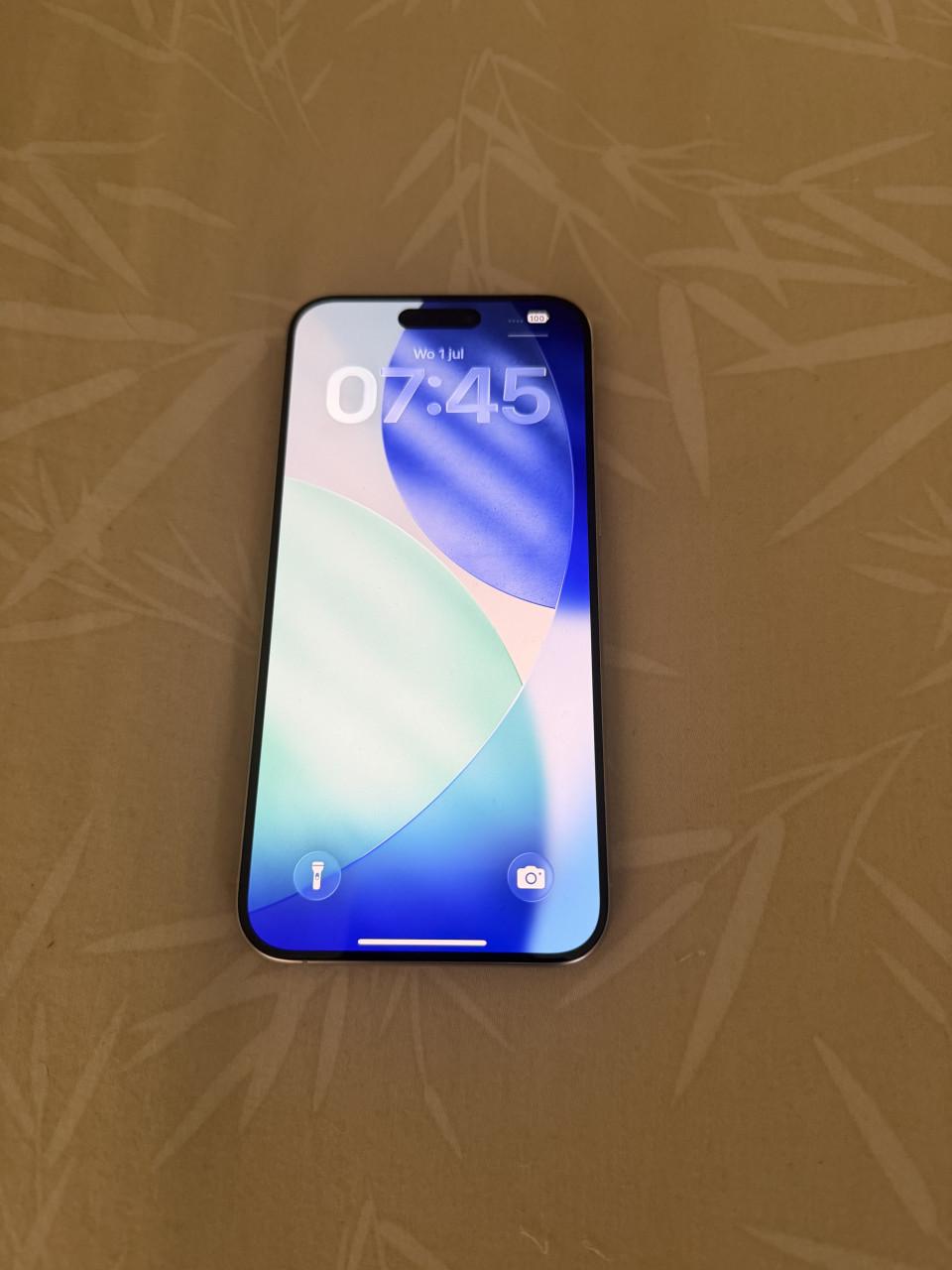 APPLE iPhone 15 Pro Max - 256GB - ZO GOED ALS NIEUW -