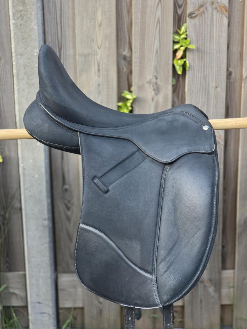 Wintec Isabell Werth HART dressuurzadel te koop