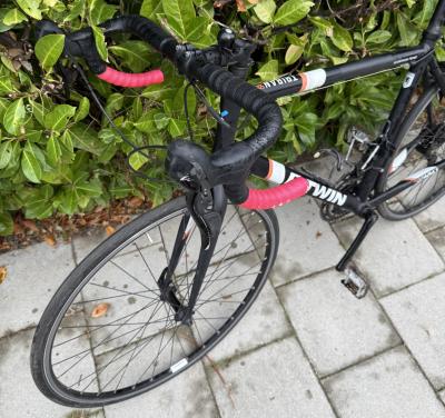 Racefiets B-Twin Triban 500 Aluminium frame. €75