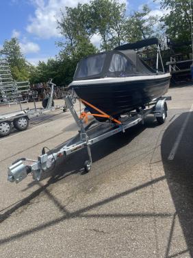 TE KOOP SLOEP 4.85 MET ELEKTRICHE START / ZO GOED ALS NIEUW JAAR 2025