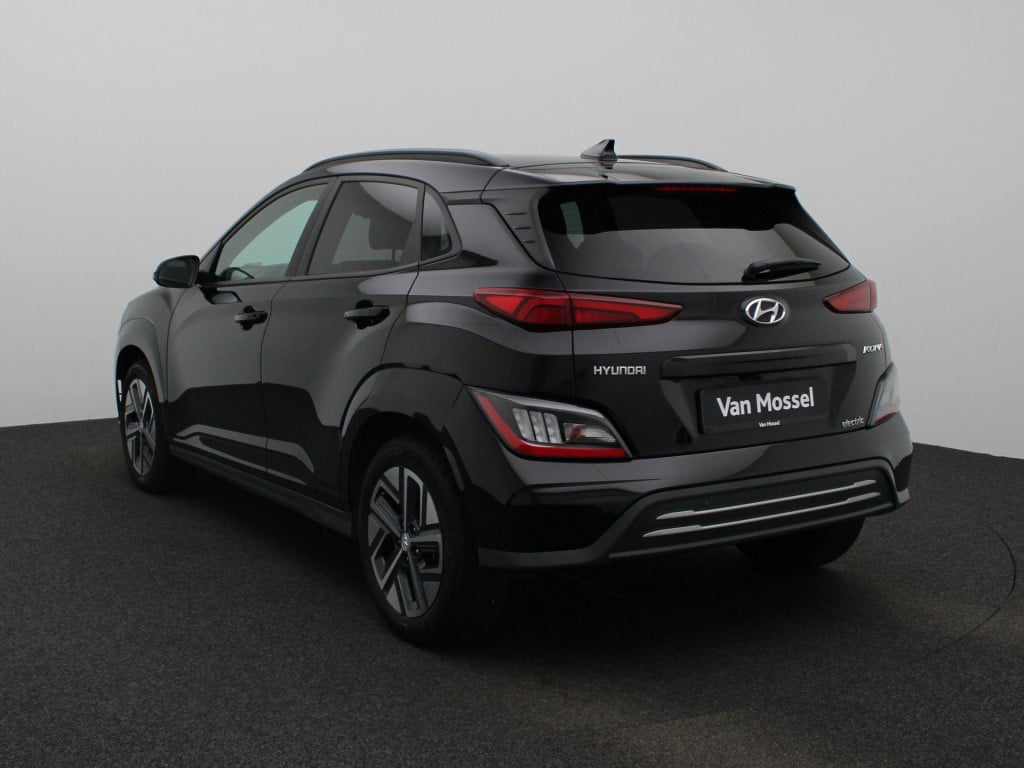 Hyundai Kona ev fashion 39 kwh | navi | camera | lmv | pdc | climate