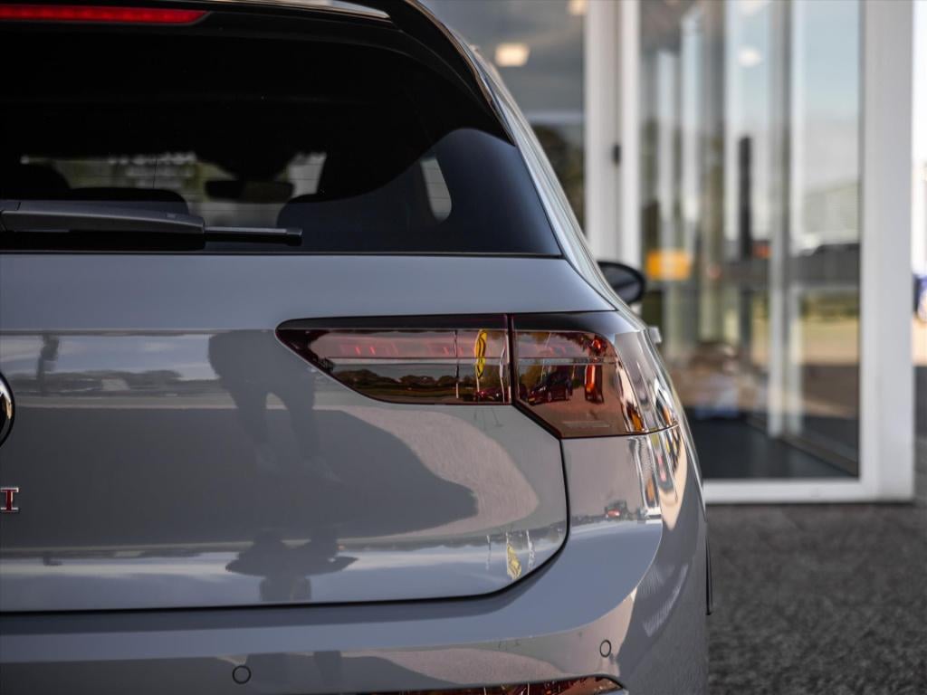 Volkswagen Golf 2.0 tsi 300pk 7-dsg gti clubsport automaat | panoramadak | 