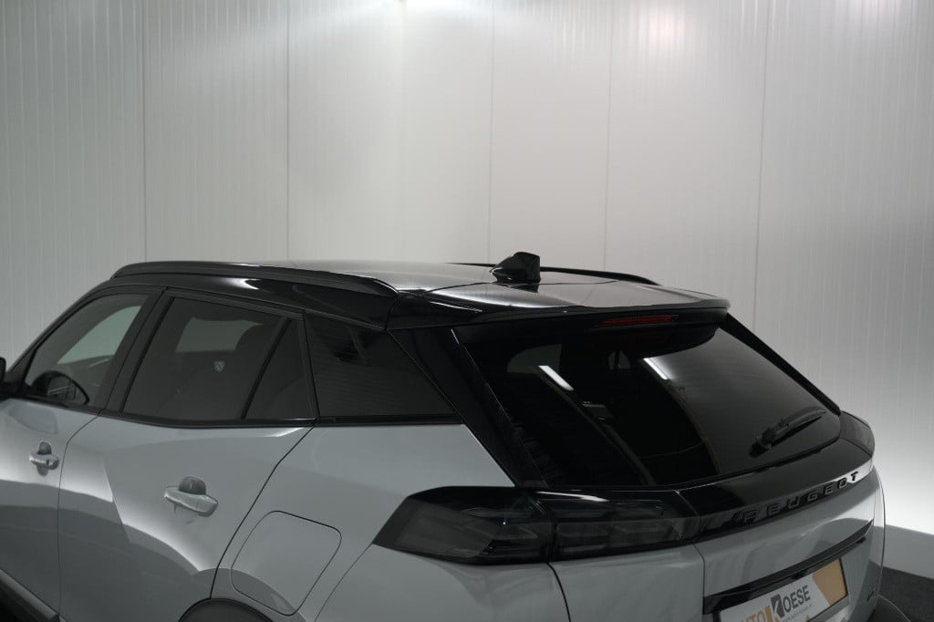 Peugeot 2008 puretech 130 eat8 gt | 360 camera | stoelmassage | adaptieve c