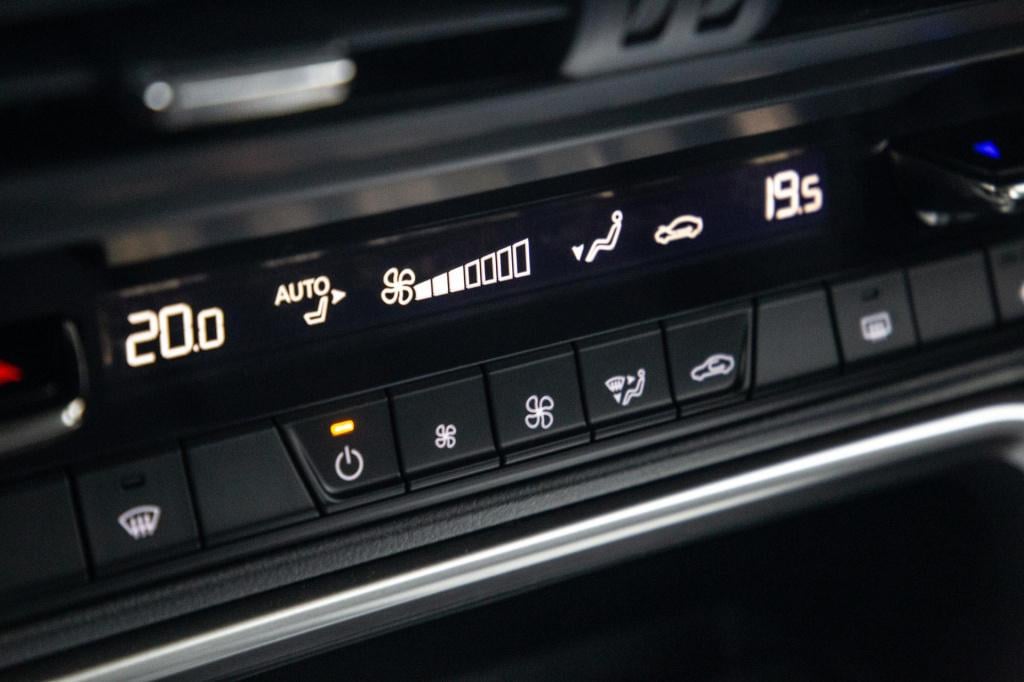 Mazda Cx-60 2.5 e-skyactiv phev homura stoelverwarming / carplay / dealer a