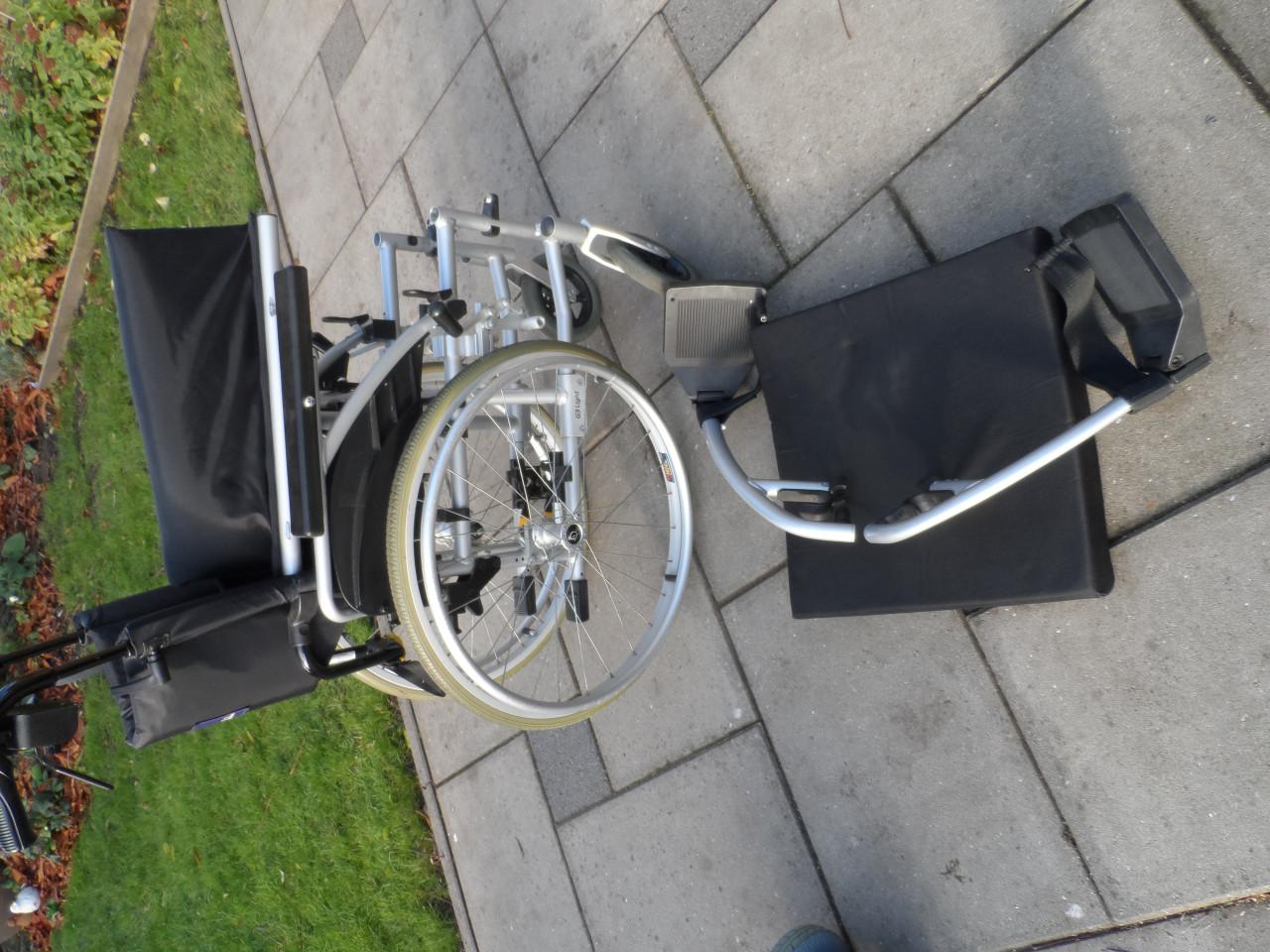 EXEL Vanos Click en Go Lite rolstoel met hulpondersteuning